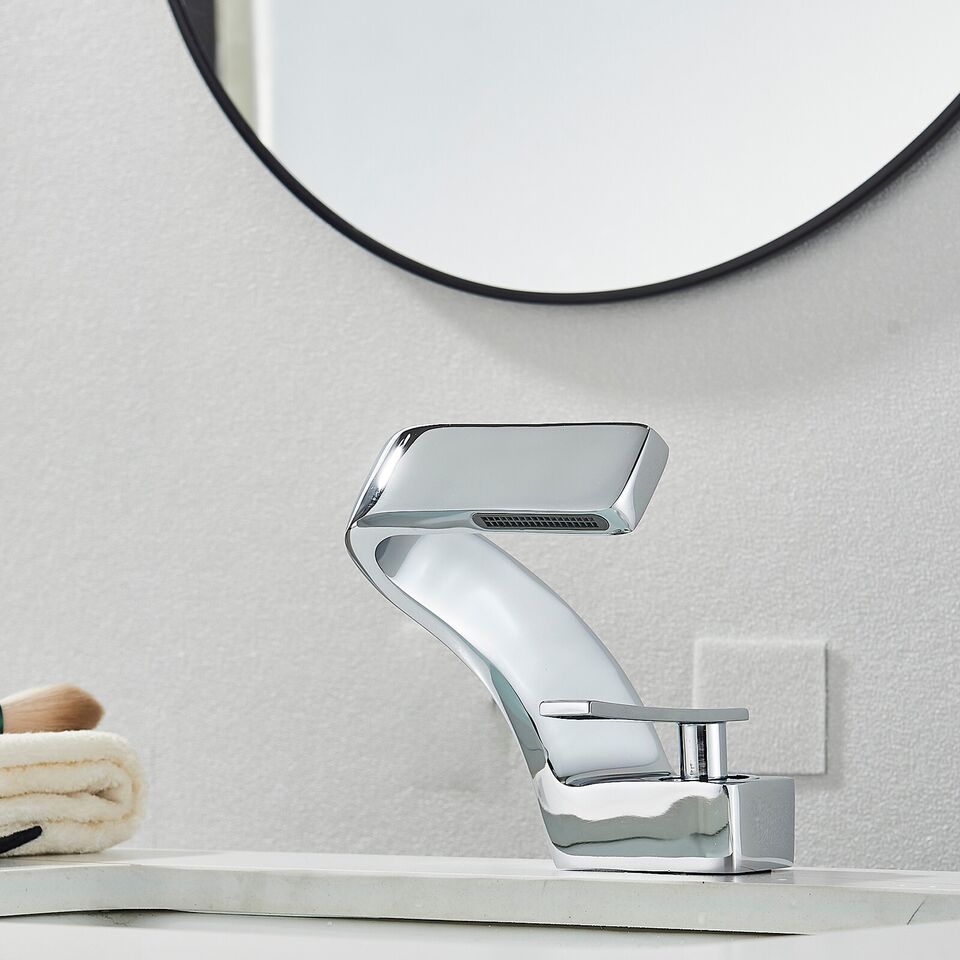 Contemporary Curved Faucet - Sleek Water Flow