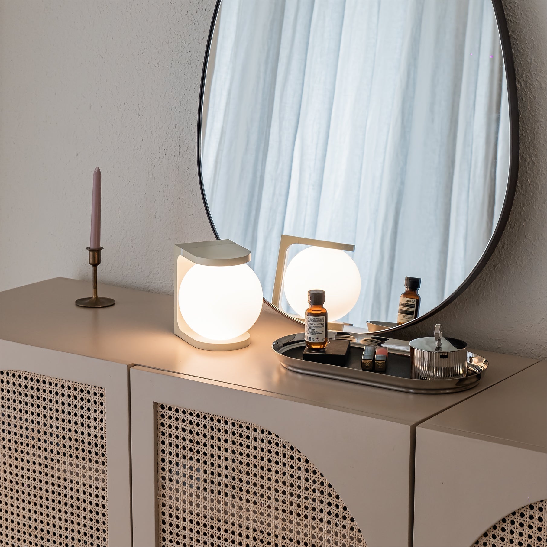SleekLume - Ambient Table Lamp 8