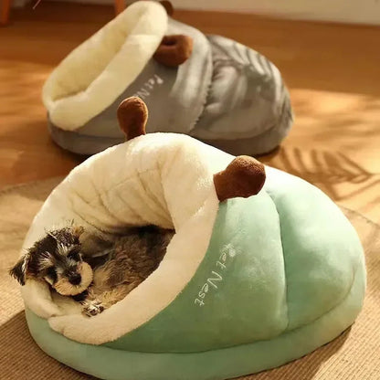 Slippernest - Foldable Dog Bed in Coral Fleece for Winter Comfort 1
