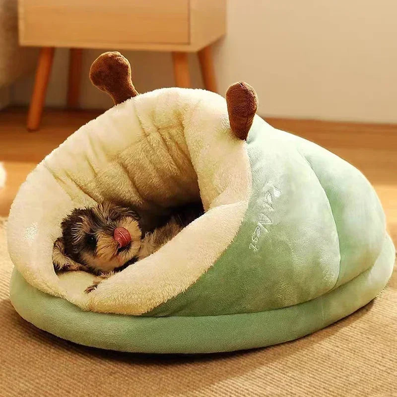 Slippernest - Foldable Dog Bed in Coral Fleece for Winter Comfort 3