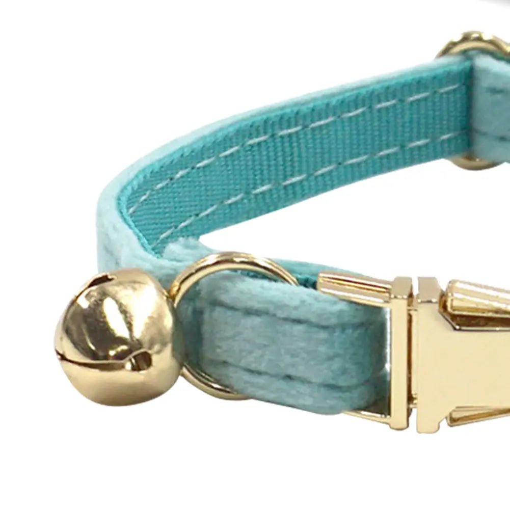 Smart Bluetooth Pet Tracker for Dogs and Cats – Lightweight Mini Locator with Adjustable Collar and Bell, Real-Time Tracking 3