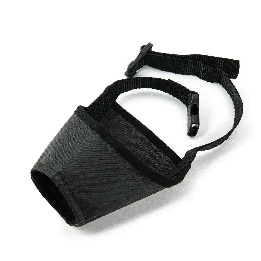 Soft Adjustable Nylon Dog Muzzle for Small Dogs and Puppies – Comfortable and Breathable Training Tool 3