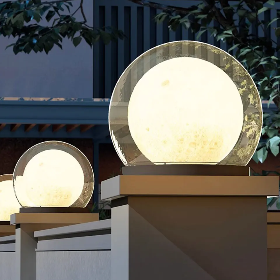 Outdoor Solar Powered LED Garden Light