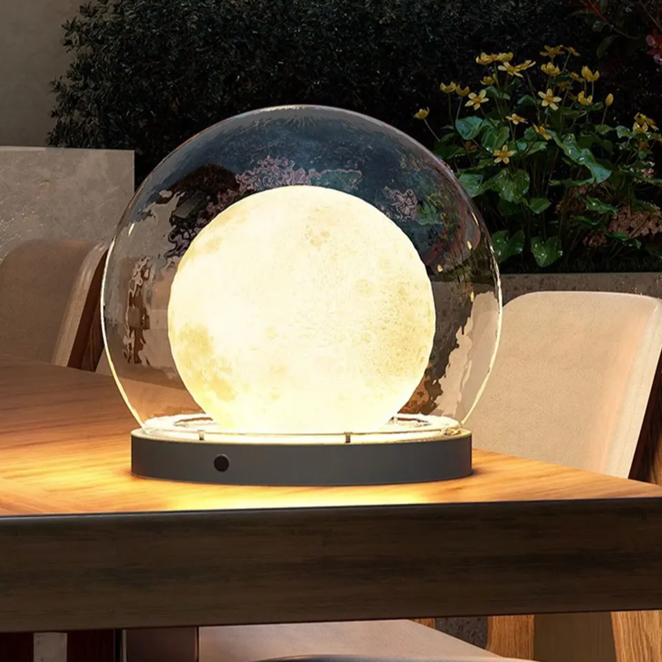 Outdoor Solar Powered LED Garden Light