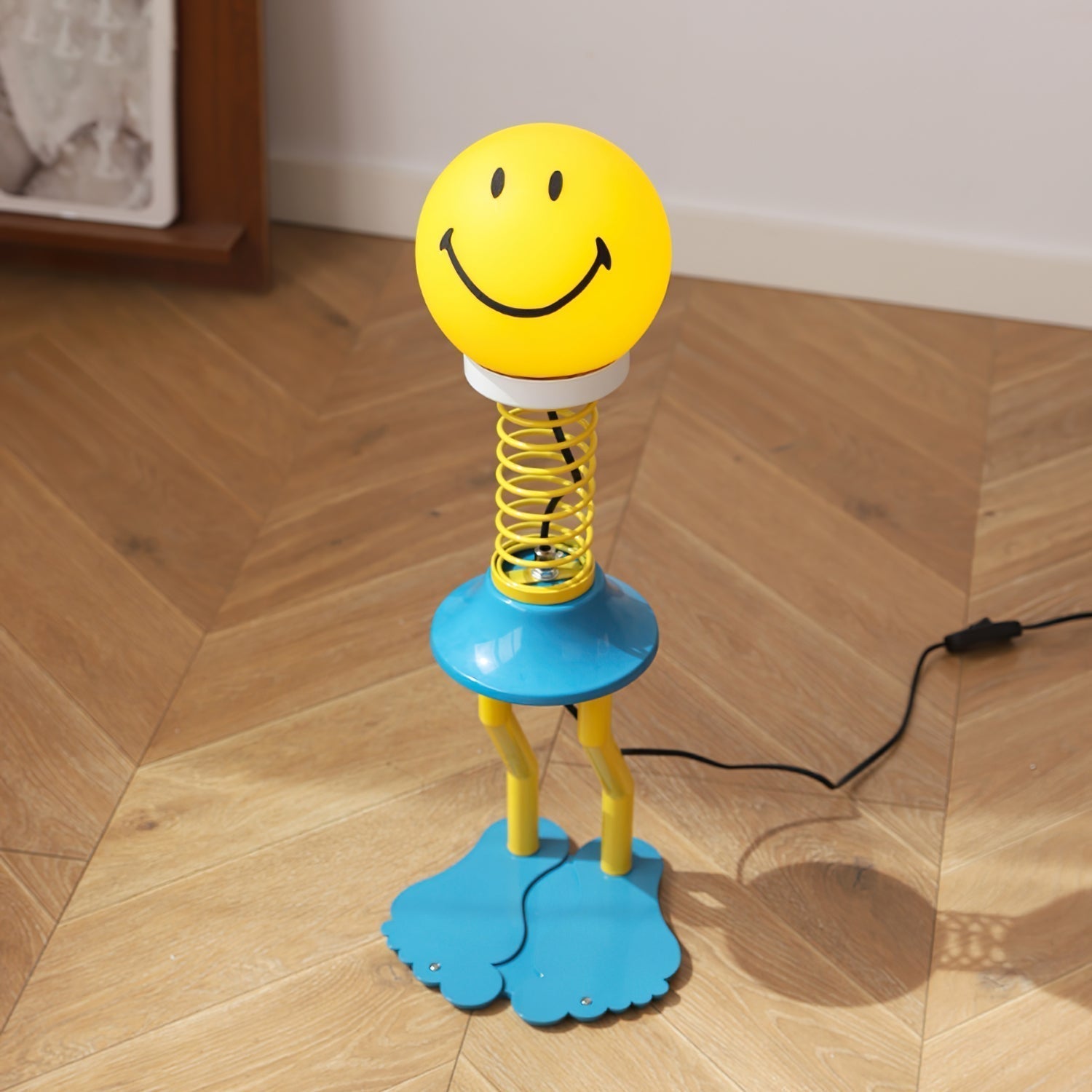 SpiralLume - Stylish Table Lamp with Twisting Design and Warm Glow 3
