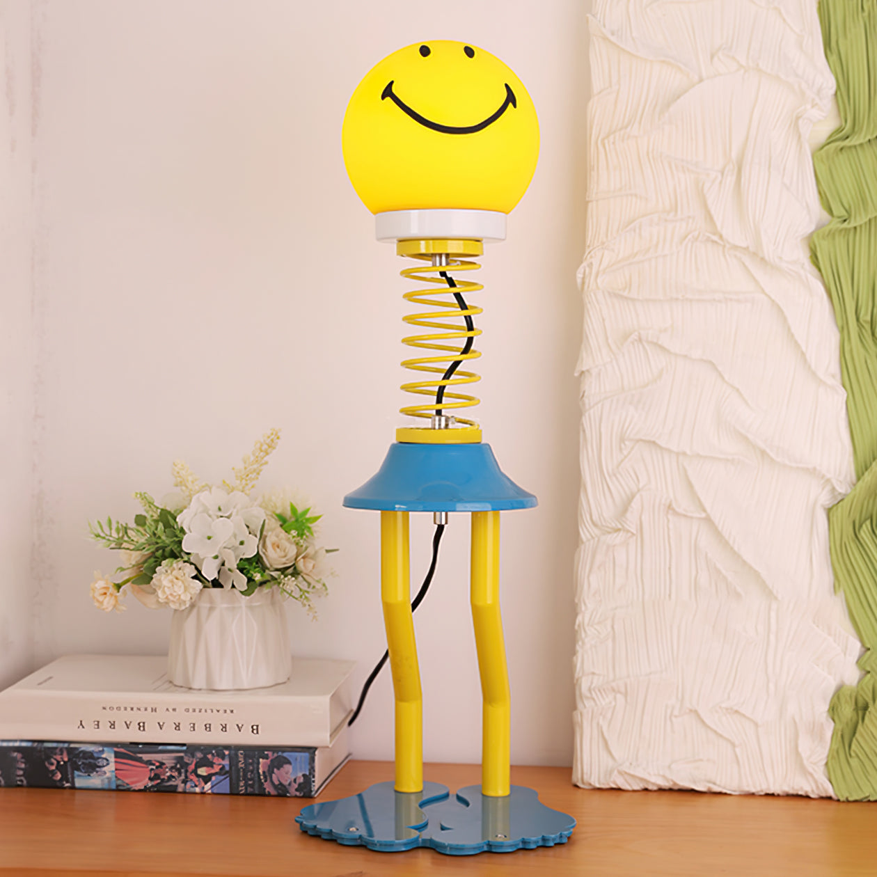 SpiralLume - Stylish Table Lamp with Twisting Design and Warm Glow 4