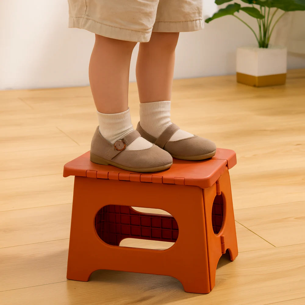 Compact Folding Step Stool for Home Use - Lusomart