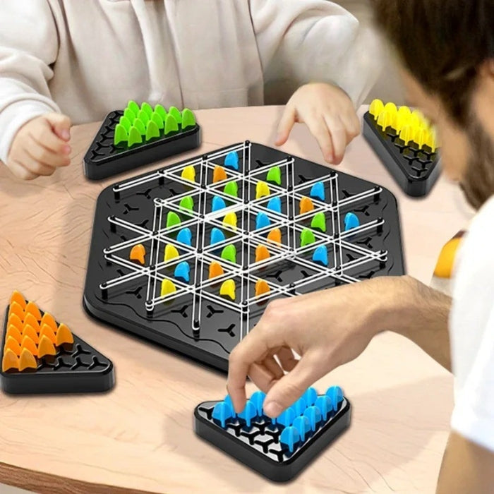 StratoPlay – Compact triangular strategy board game with a linear play structure 2