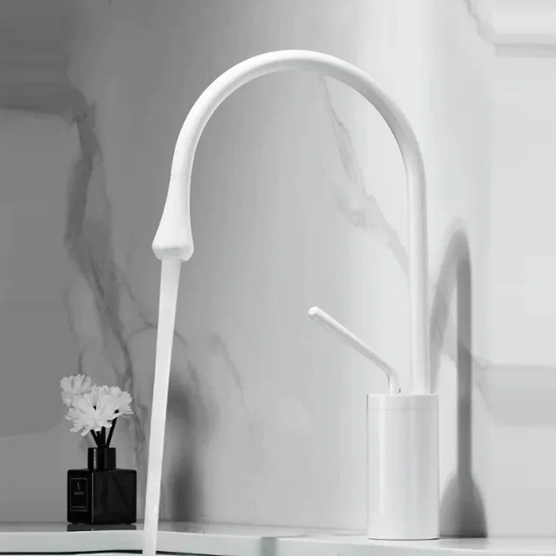 Stylish Bathroom Faucet - Sleek Rotating Tap Design