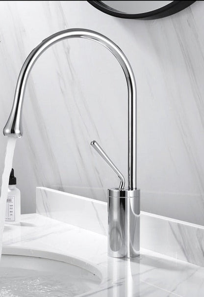 Stylish Bathroom Faucet - Sleek Rotating Tap Design