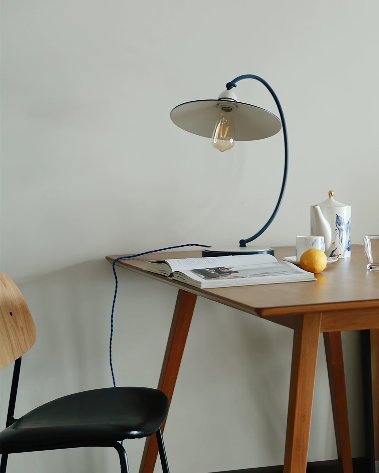 SwanLuxe - Desk Light 5