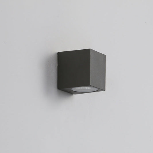 Simple Black Outdoor Metal Wall Light - Lusomart