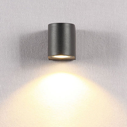 Simple Black Outdoor Metal Wall Light