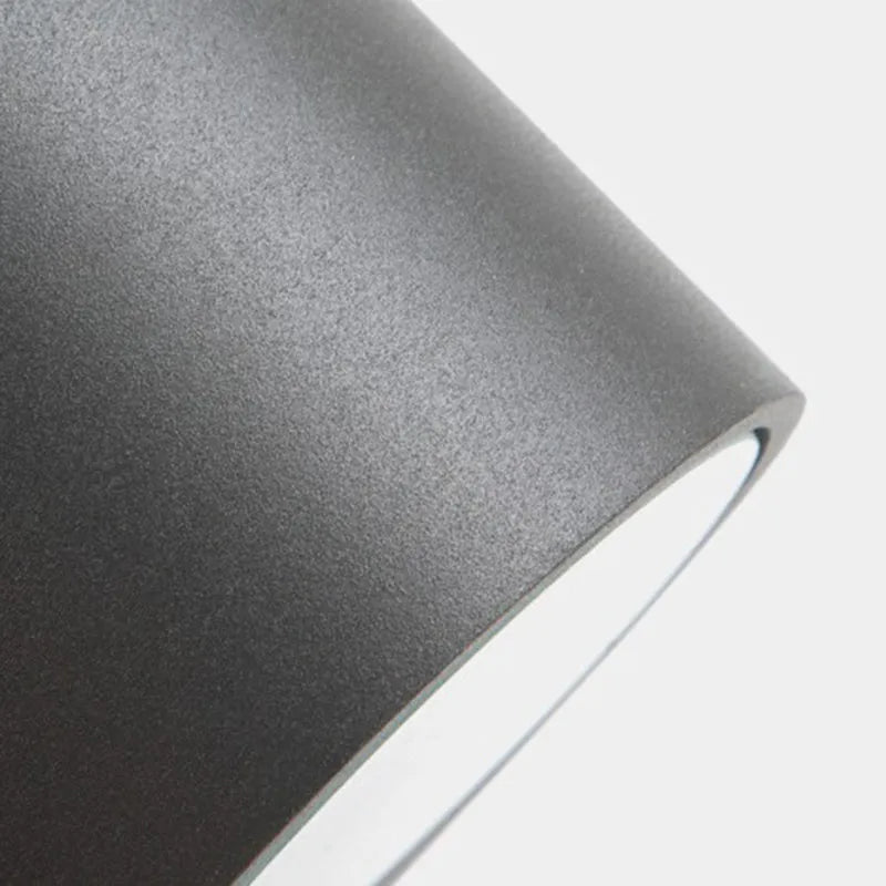 Simple Black Outdoor Metal Wall Light
