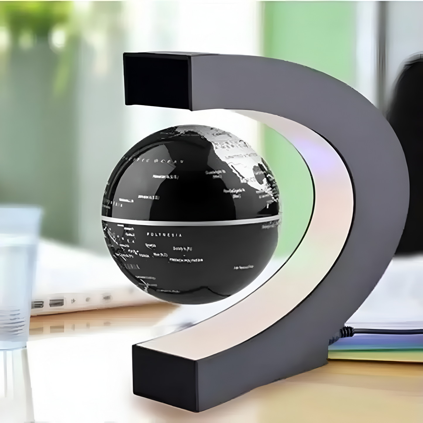 Suspended Magnetic LED Globe Light with Cool Floating Effect - Lusomart