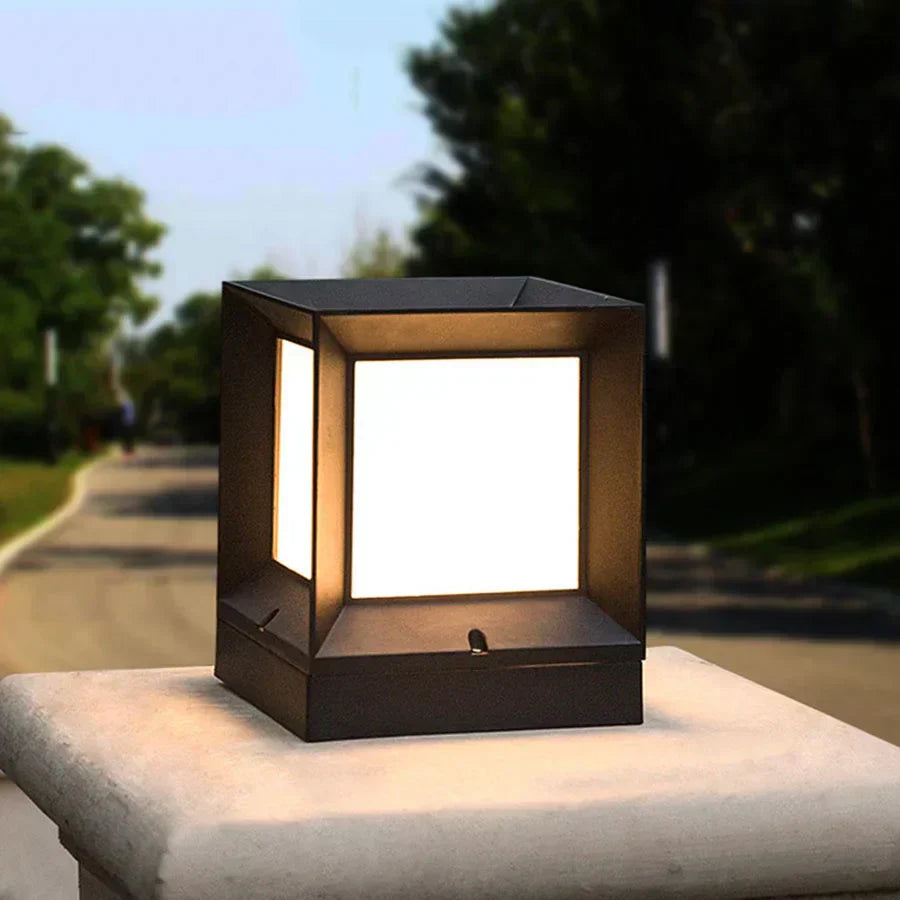 Bright Outdoor Garden Lamp for Driveways