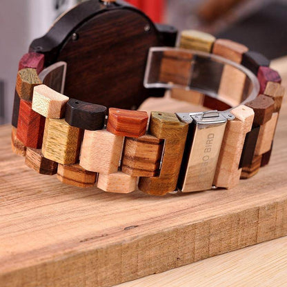 TimberCraft | Elegant Natural Wood Men's Quartz Watch with Date Display 1