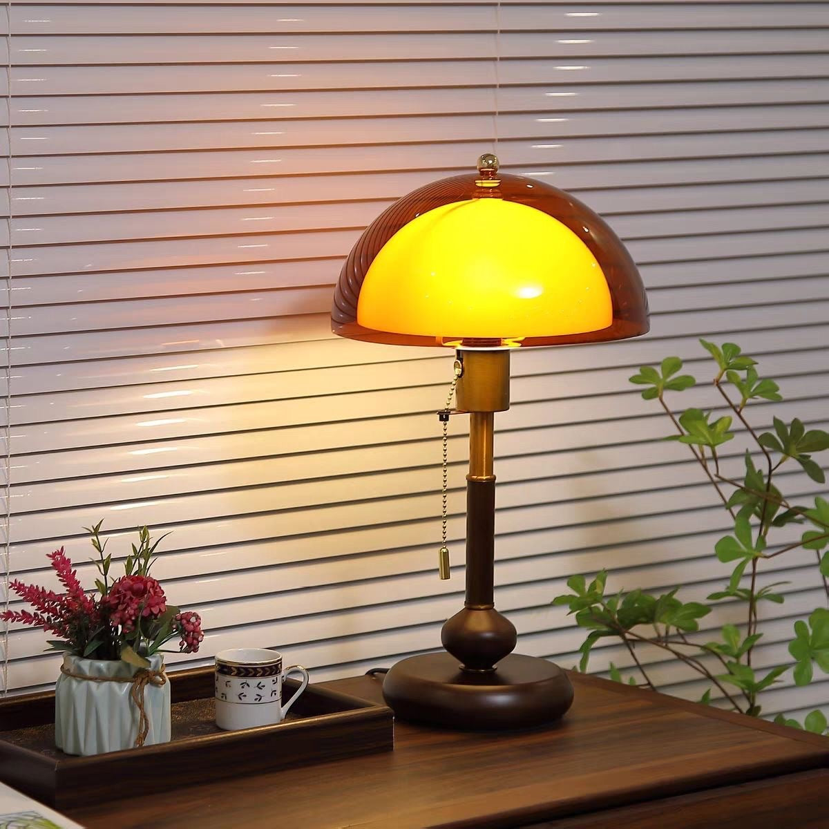 Classic Chic Table Lamp for Bedroom or Living Room - Lusomart