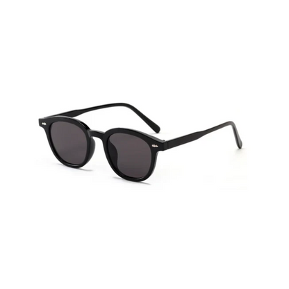 Stylish Classic Shades with UV Protection for Daily Use