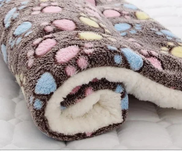 Ultra Soft Cat Blanket – Cozy Flannel Blanket with Cats, Hypoallergenic and Machine Washable, Perfect for All Cats 3