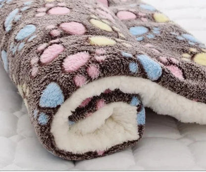 Ultra Soft Cat Blanket – Cozy Flannel Blanket with Cats, Hypoallergenic and Machine Washable, Perfect for All Cats 3
