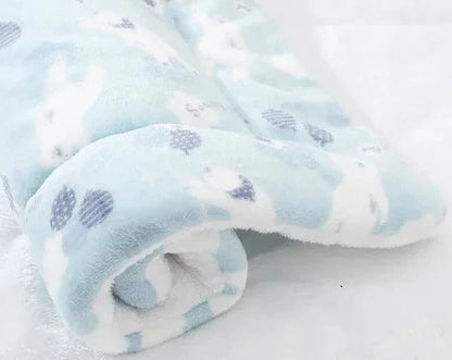 Ultra Soft Cat Blanket – Cozy Flannel Blanket with Cats, Hypoallergenic and Machine Washable, Perfect for All Cats 8