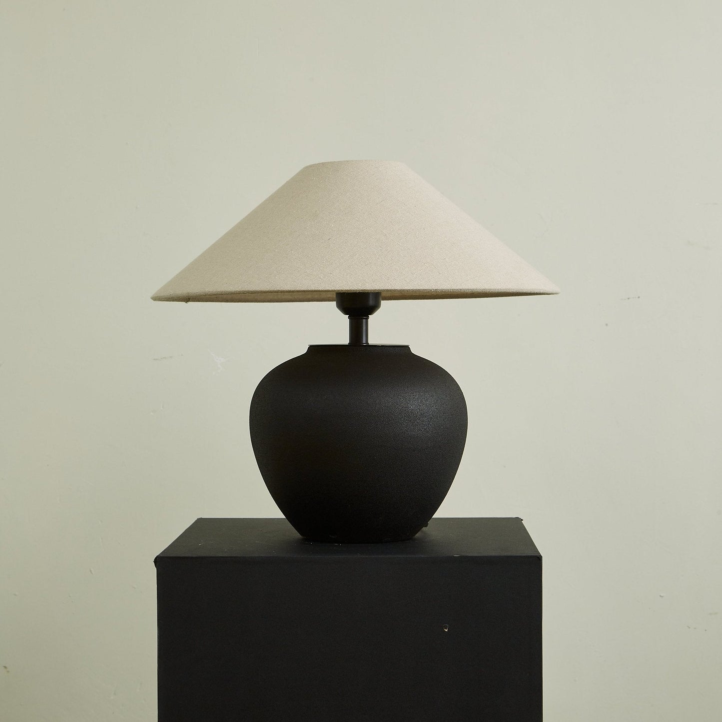 Veilza Table Lamp 3