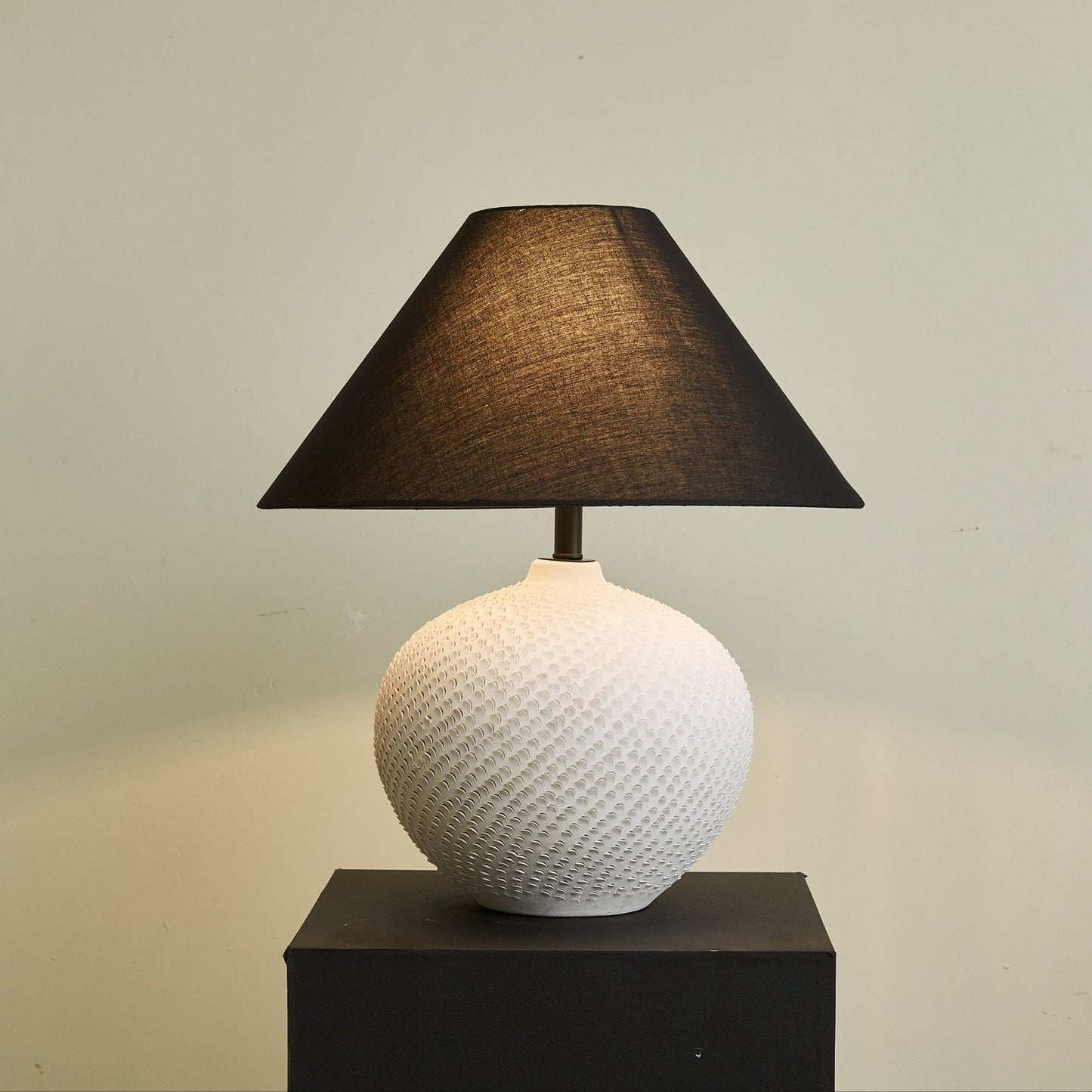 Velvema Table Lamp 5