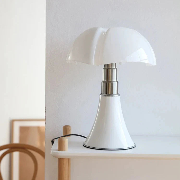 Flower Shade Modern Desk Lamp