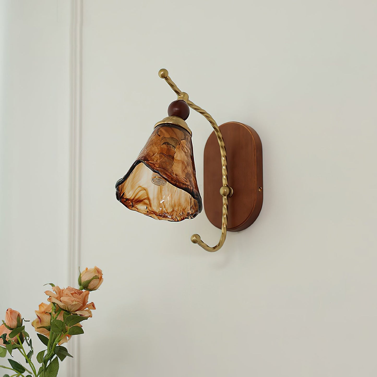 Modern Arc Wall Light with Sleek Design - Lusomart
