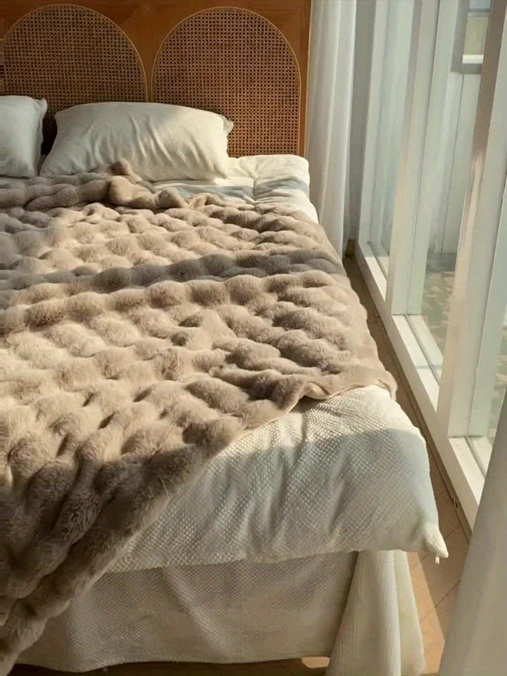 Luxurious Plush Area Rug