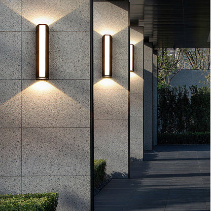 Stylish Adjustable Outdoor LED Wall Lantern