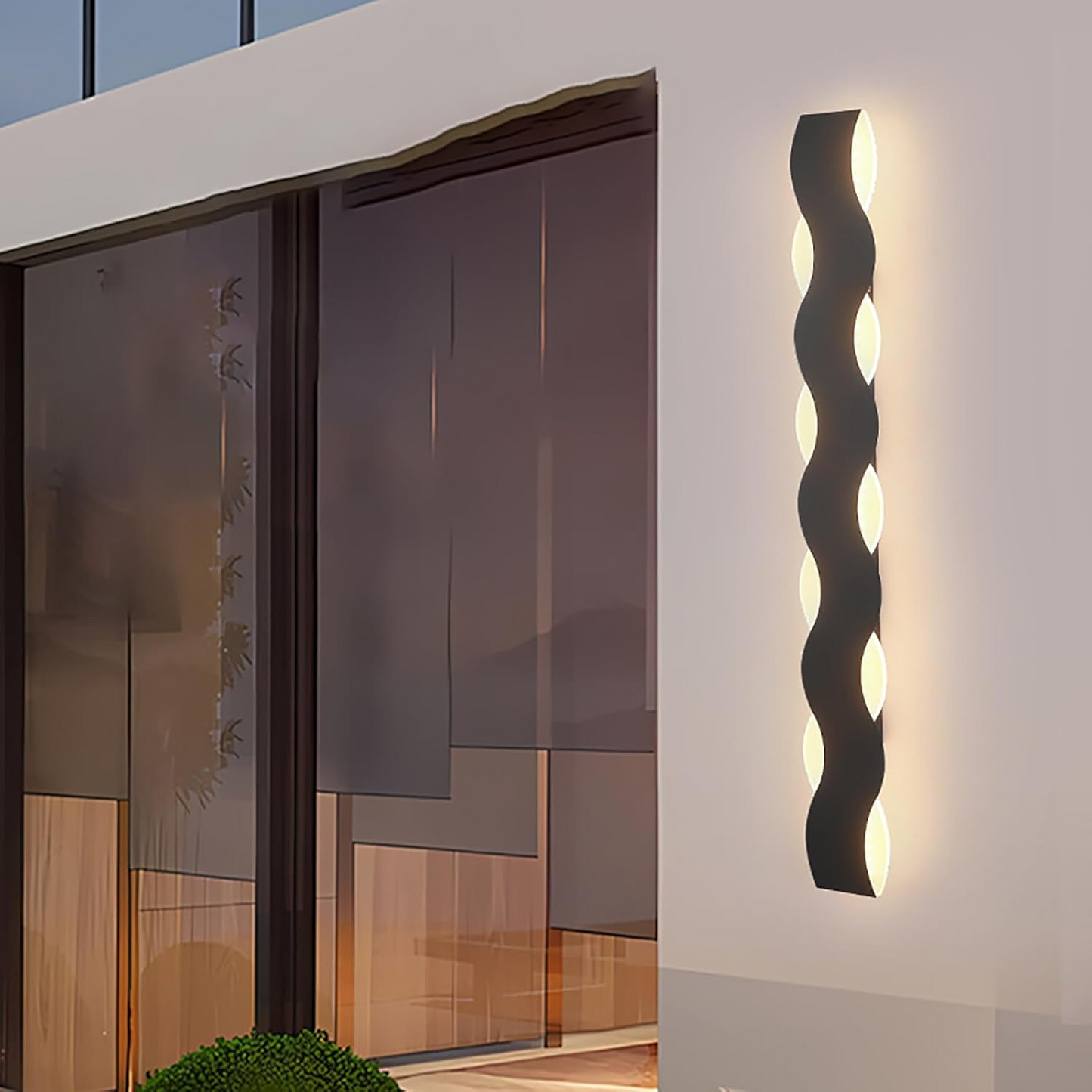 Curved Modern Outdoor LED Wall Lamp