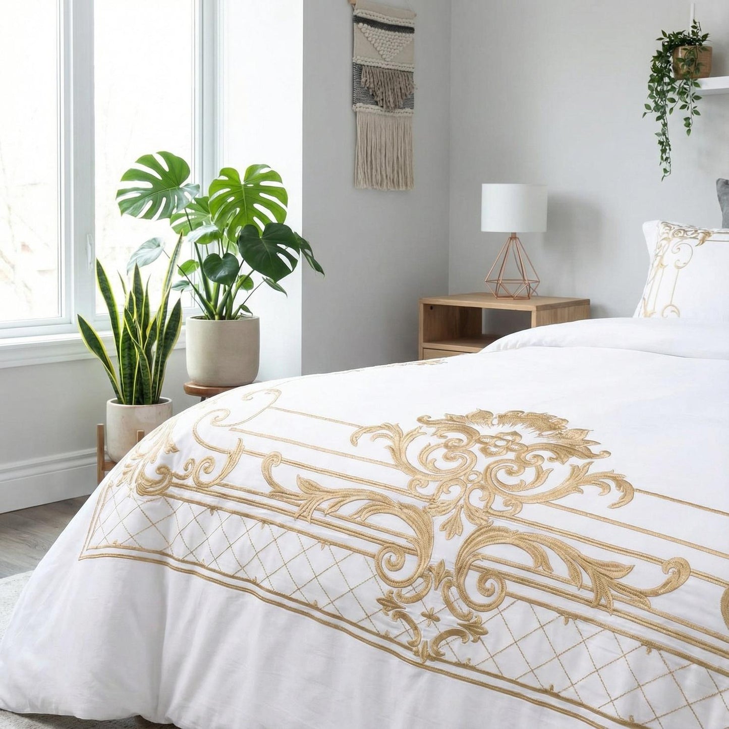 Luxury White Embroidered Bedding Duvet Cover Set