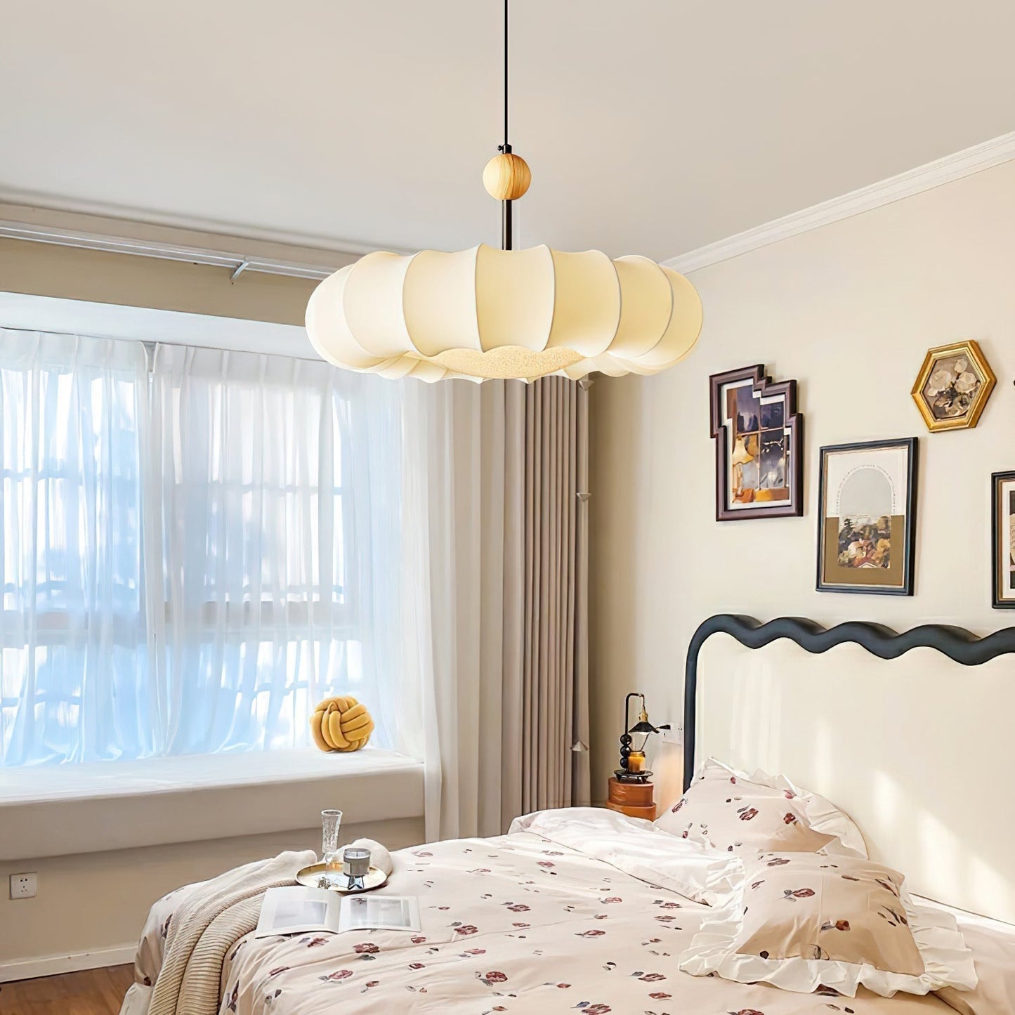 Soft Ruffled Ceiling Pendant Lamp