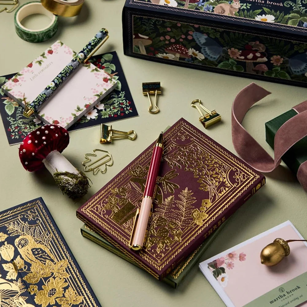 Christmas Countdown Advent Calendar with 24 Fun Gifts - Lusomart