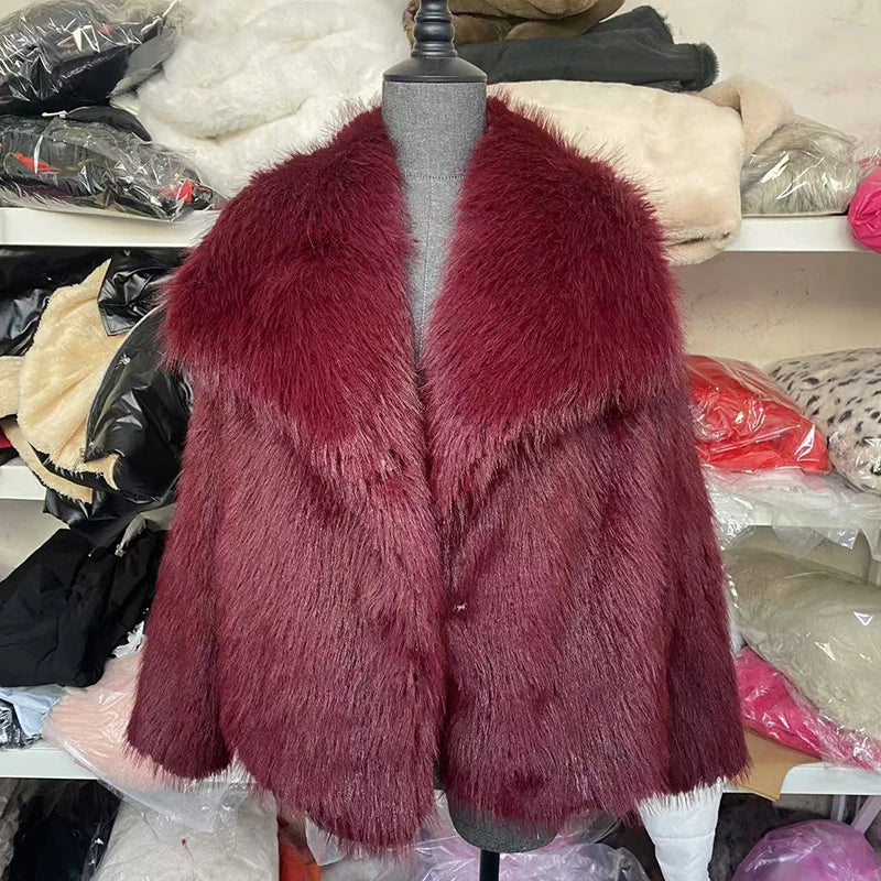 Women's Faux Fur Short Jacket - Warm Lightweight Winter Coat for High Street Fashion 10