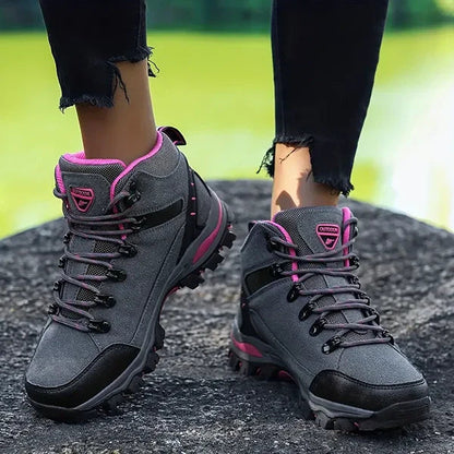 Comfortable Women's Insulated Hiking Boots With Good Arch Support