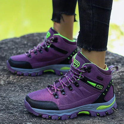 Comfortable Women's Insulated Hiking Boots With Good Arch Support