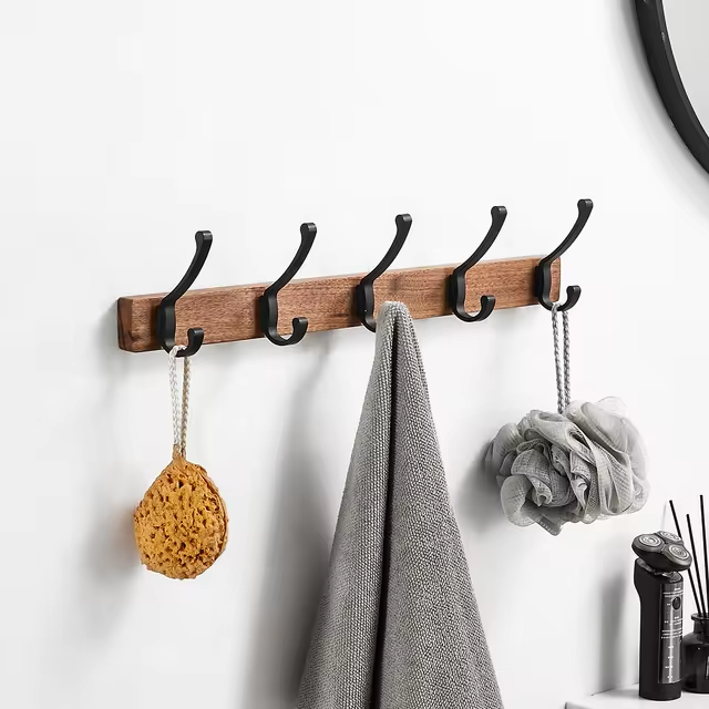 Farmhouse Style Wooden Coat Hooks with 5 Metal Pegs