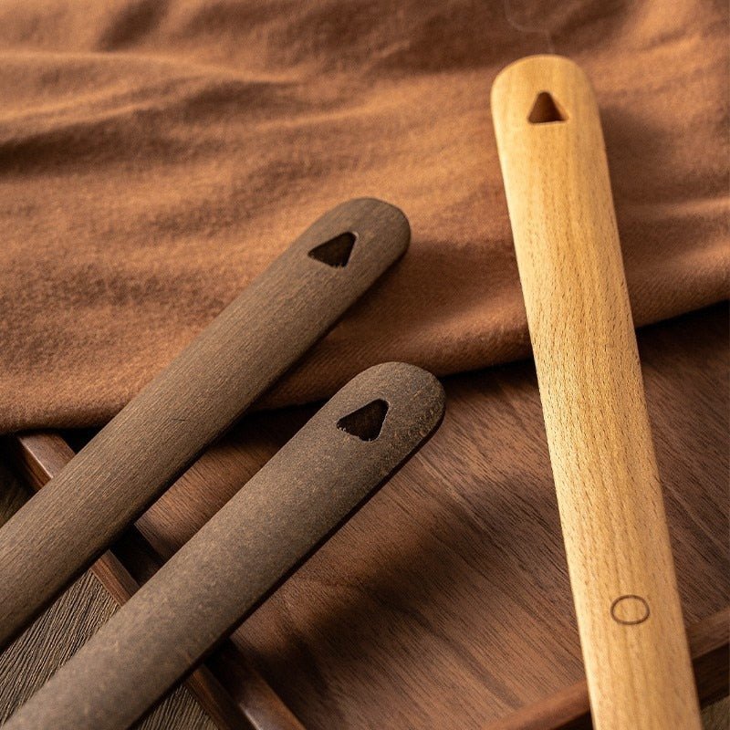 WoodenEase | Elegant Long Handled Shoe Horn for Effortless Shoe Wearing 7