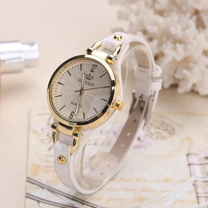 Stylish Women's Watch With Leather Strap And Accurate Timekeeping