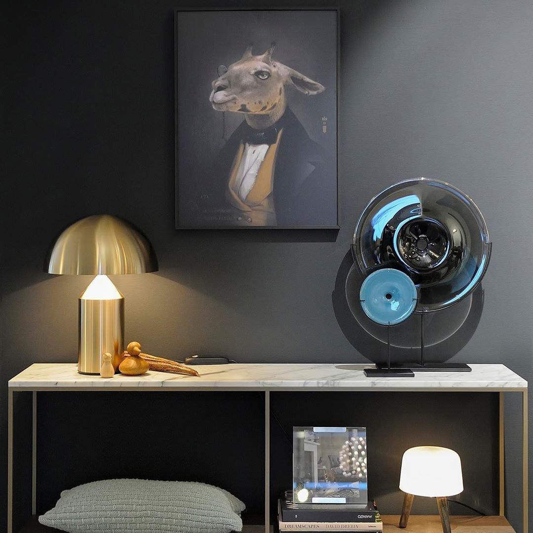 Modern Metal Desk Lamp In Classic Italian Design