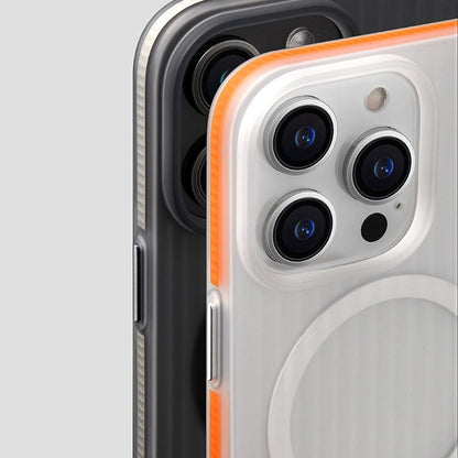 Slim Modern Stripe Phone Cover