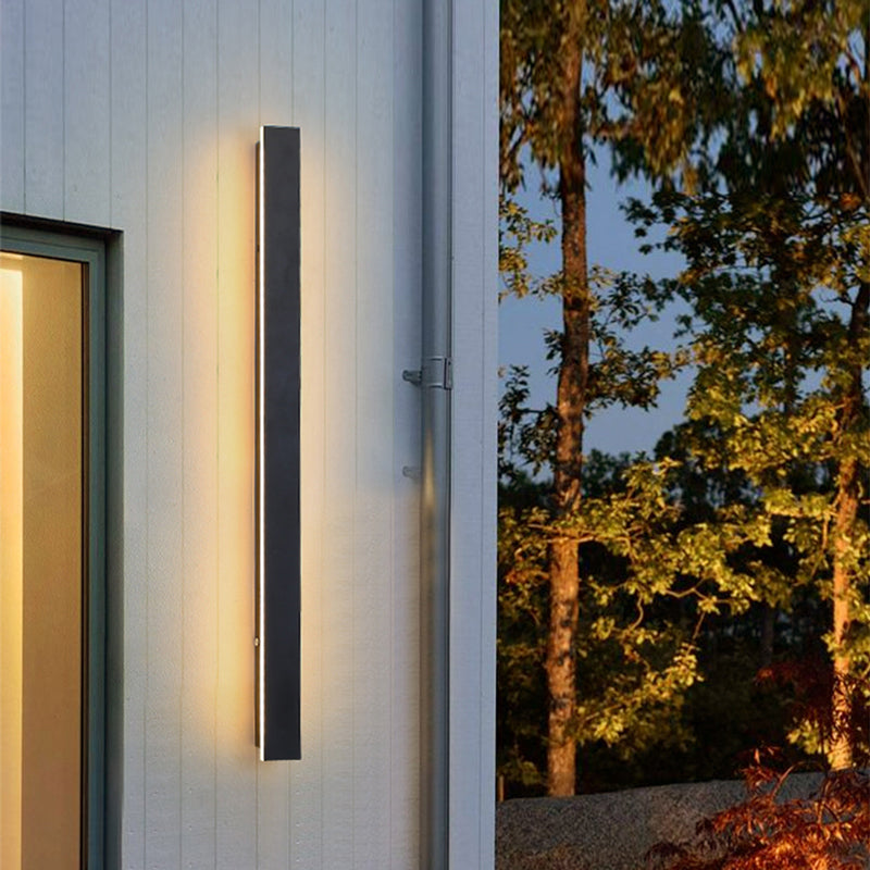 Bright Adjustable LED Outdoor Wall Lamp