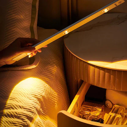 Smart Automatic Motion LED Desk Lamp