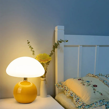 Cream Ceramic Modern Desk Lamp