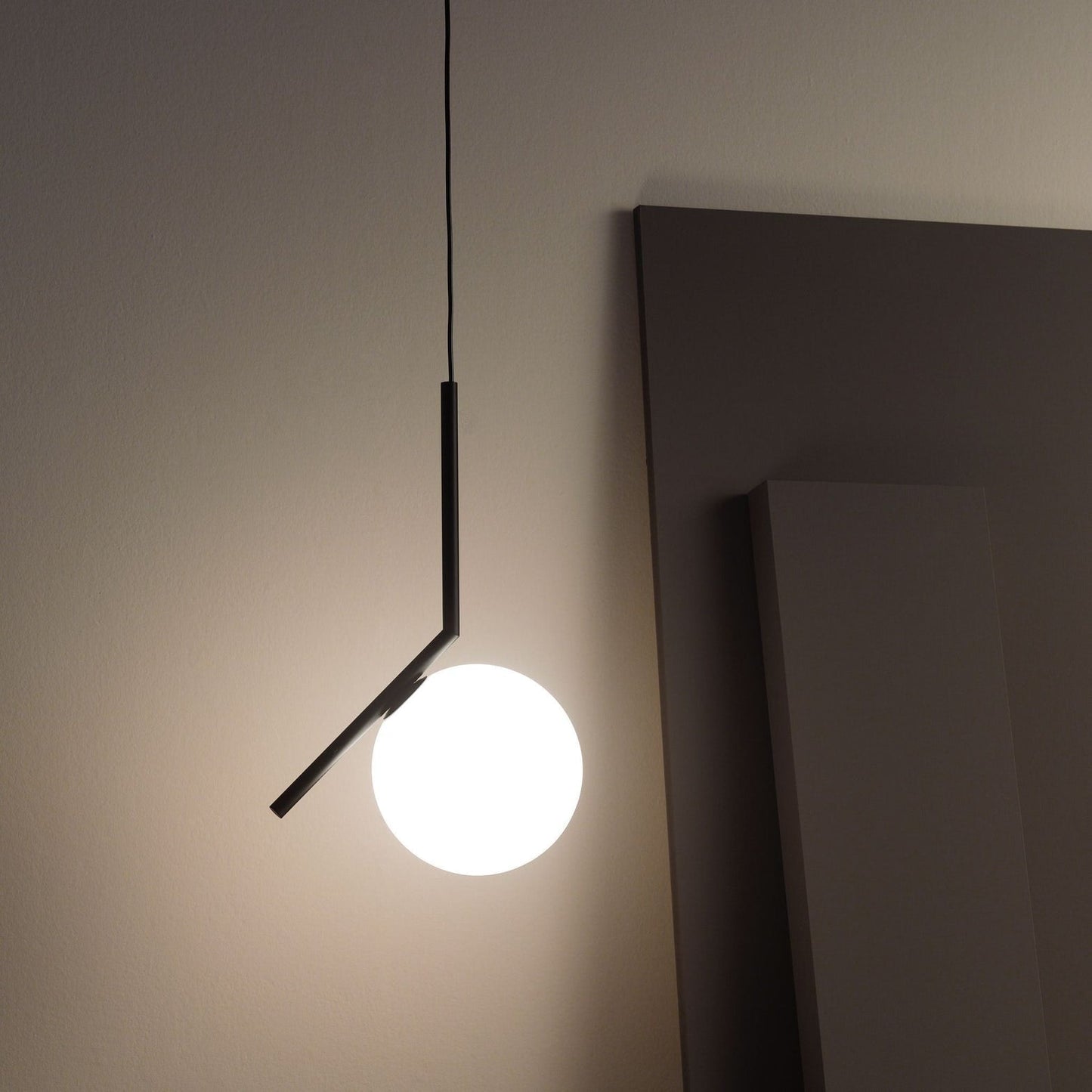 Suspended Glass Ball Pendant Lamp