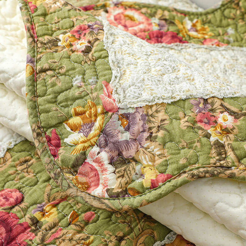 Classic Floral Pattern Sofa Slipcover - Comfortable Green Throw Cover