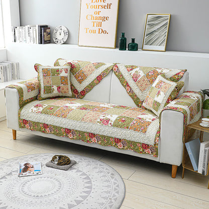 Classic Floral Pattern Sofa Slipcover - Comfortable Green Throw Cover